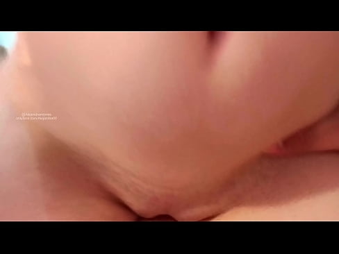 ❤️ Je dormais dans la chambre de ma sœur et je me suis réveillé comme ça. Vidéo de baise at us ❌️